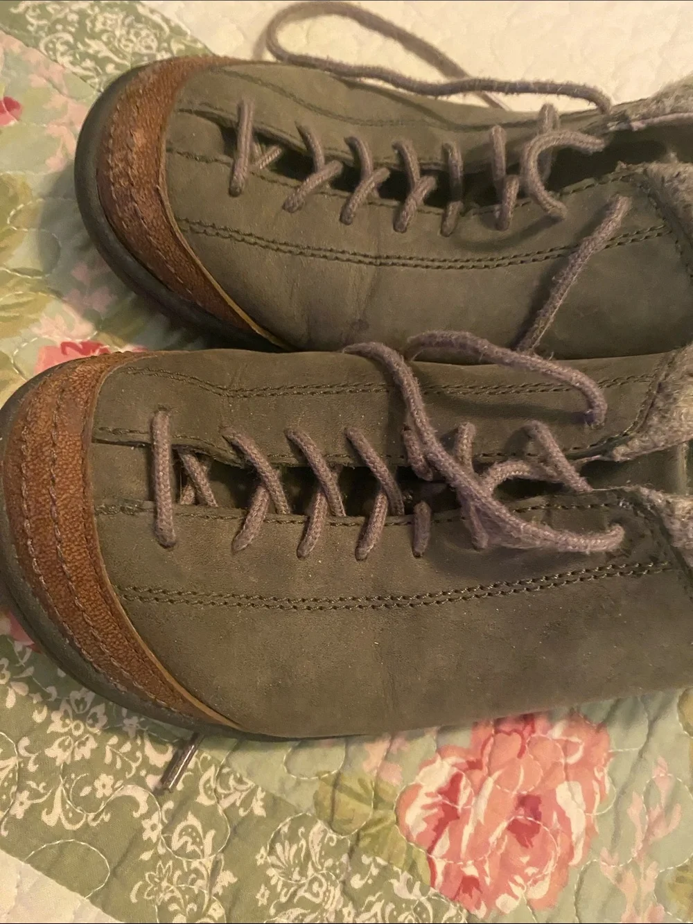 Quality Patagonia leather/nubuck/woolen hiking sneaker
